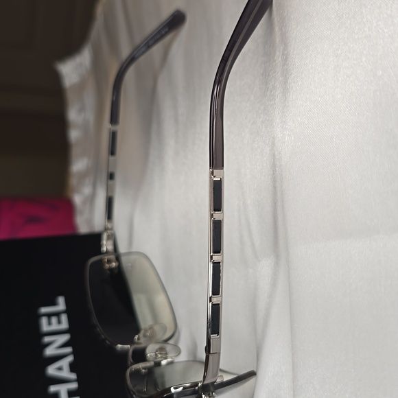 EUC Chanel CC Women's Gradient Rimless Sunglasses! - Picture 5 of 16